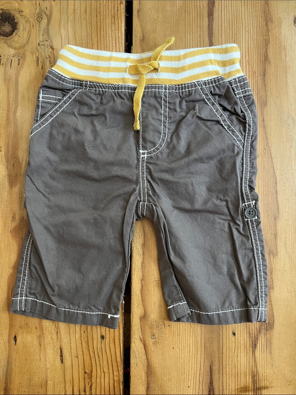 MINI BODEN (Baby Boden) 0-3M Roll Cuff Cargo Pants Brown Yellow Stripe